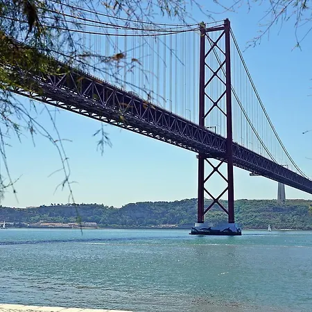 Apartment Go Native Lisbon - Principe Real Lisbon